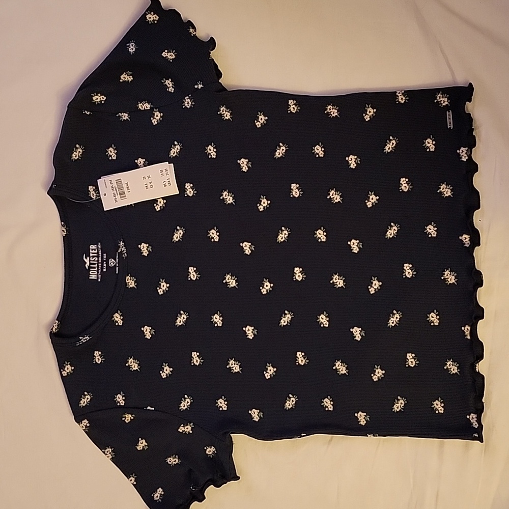 Hollister Baby Tee